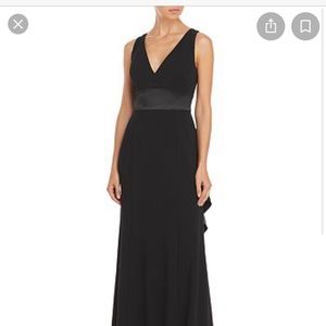 Adrianna papell crepe mermaid gown with satin bow